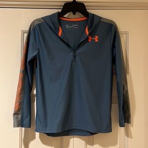Under Armour 1/4 Zip hooded Heatgear blue orange top, youth Medium